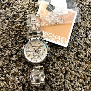 MK oversized women’s watch
